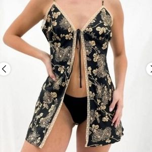 Victoria's Secret Flyaway Floral Print Black And Gold Camisole
